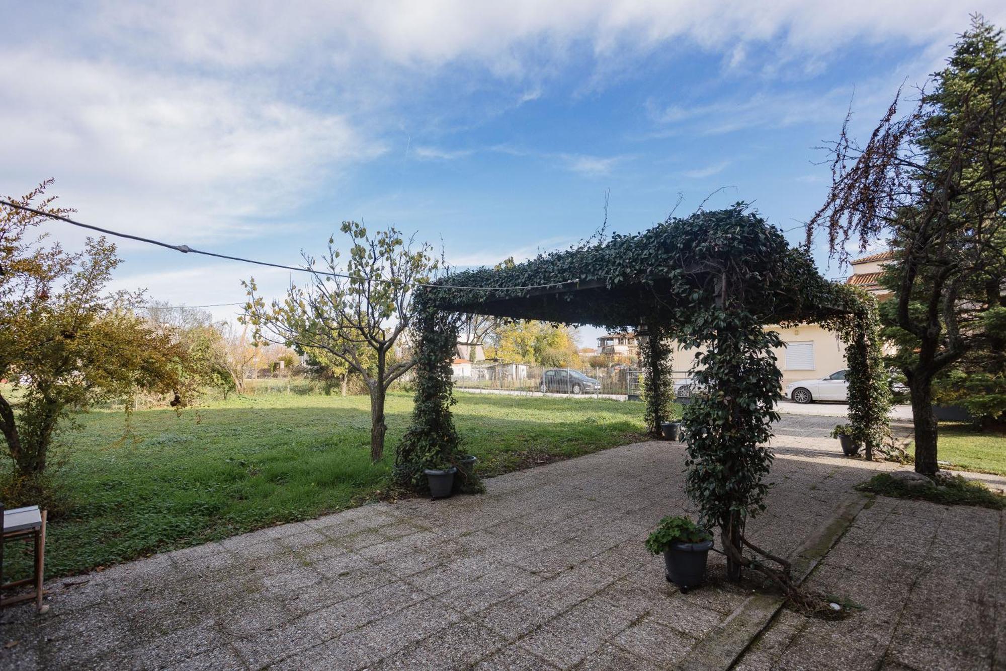 Billiard Home In Trikala Εξωτερικό φωτογραφία