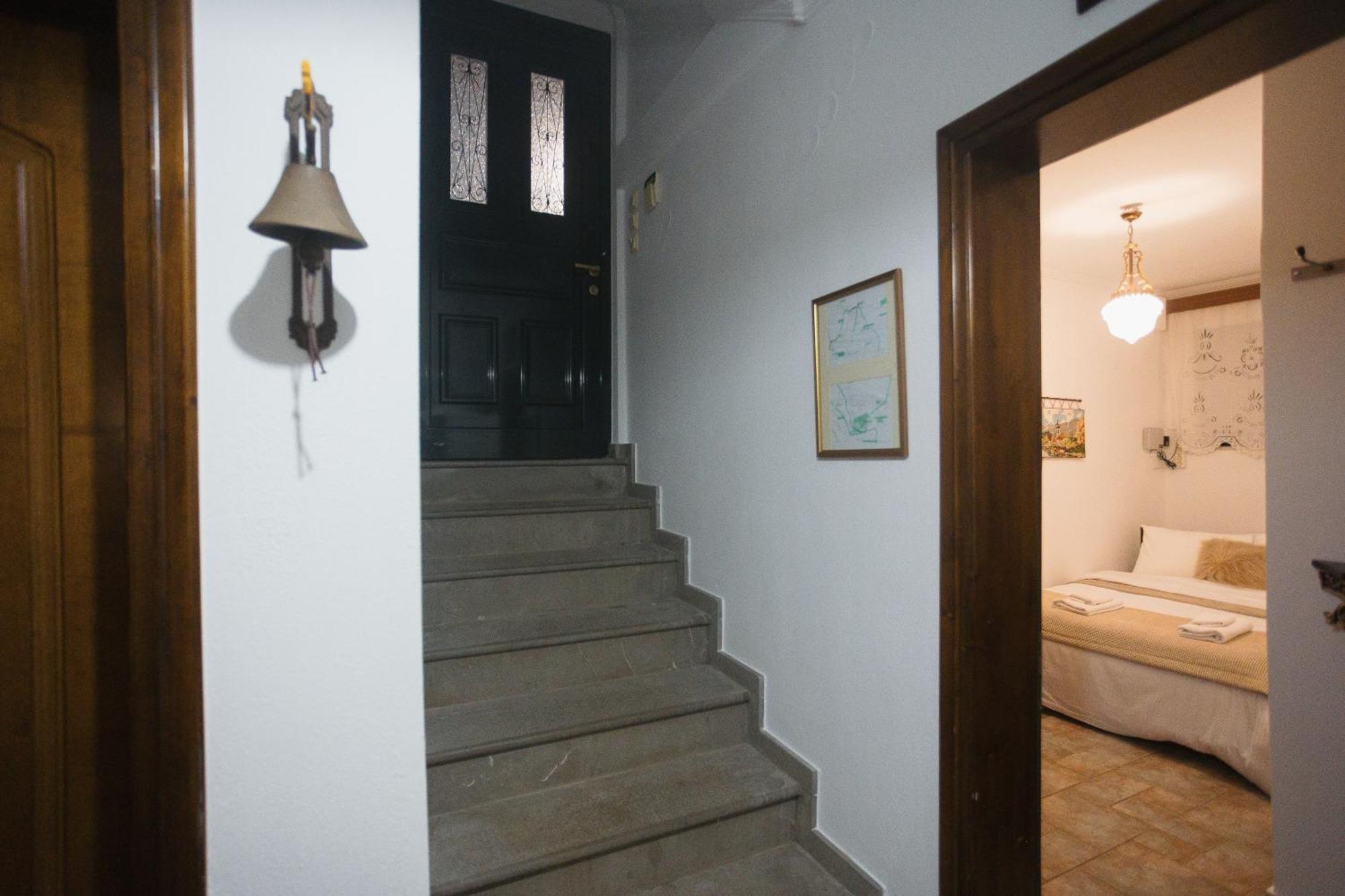 Billiard Home In Trikala Εξωτερικό φωτογραφία