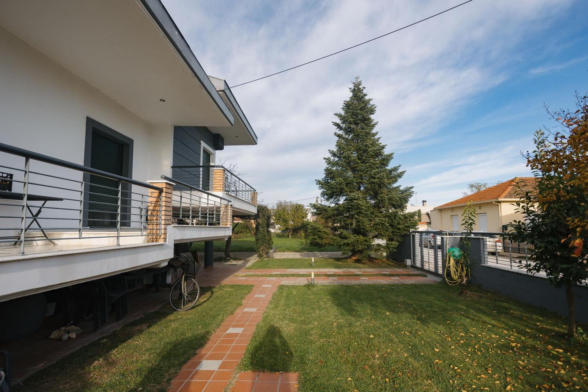 Billiard Home In Trikala Εξωτερικό φωτογραφία